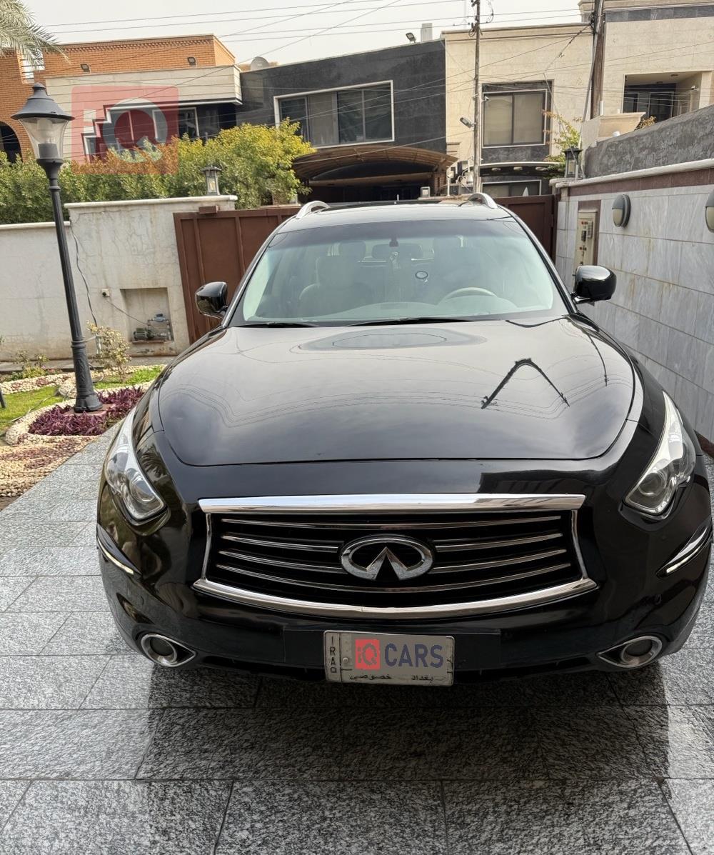 إنفينيتي QX70